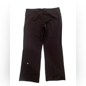 Lululemon Black Cropped Leggings (21” Inseam) | Size 6